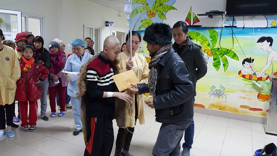 Ứa nước mắt với hình ảnh của Trần Lập bên những người bạn - 19 Ứa nước mắt với hình ảnh của Trần Lập bên những người bạn - 19