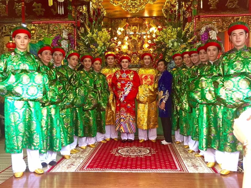 Thực hư chuyện NSƯT Hoài Linh đang nguy kịch vì phẫu thuật ung thư - 1 Thực hư chuyện NSƯT Hoài Linh đang nguy kịch vì phẫu thuật ung thư - 1