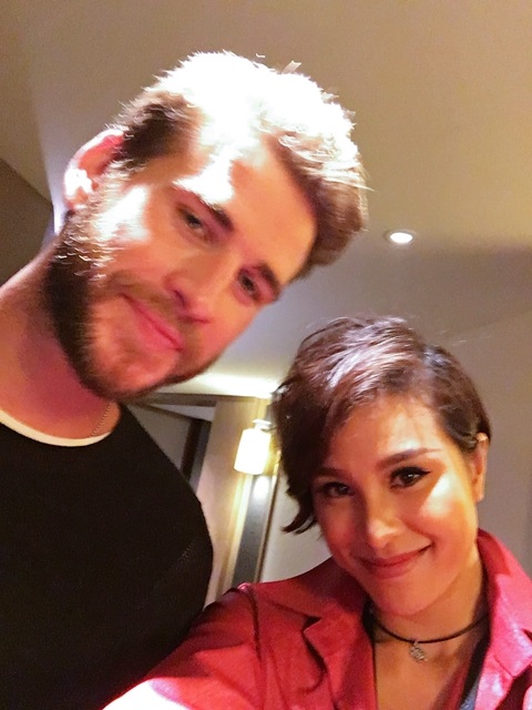 Phương Mai tình tứ bên "nam thần" điển trai Liam Hemsworth - 1 Phương Mai tình tứ bên "nam thần" điển trai Liam Hemsworth - 1