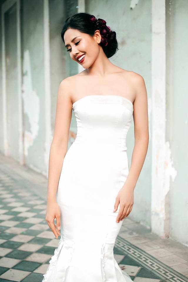 Nguyễn Thị Loan truyền bí kíp cho thí sinh Hoa khôi Áo dài trước đêm Chung kết - 1 Nguyễn Thị Loan chia sẻ nhiều kinh nghiệm đối với các thí sinh trước đêm chung kết Hoa khôi Áo dài. Ảnh: NL.