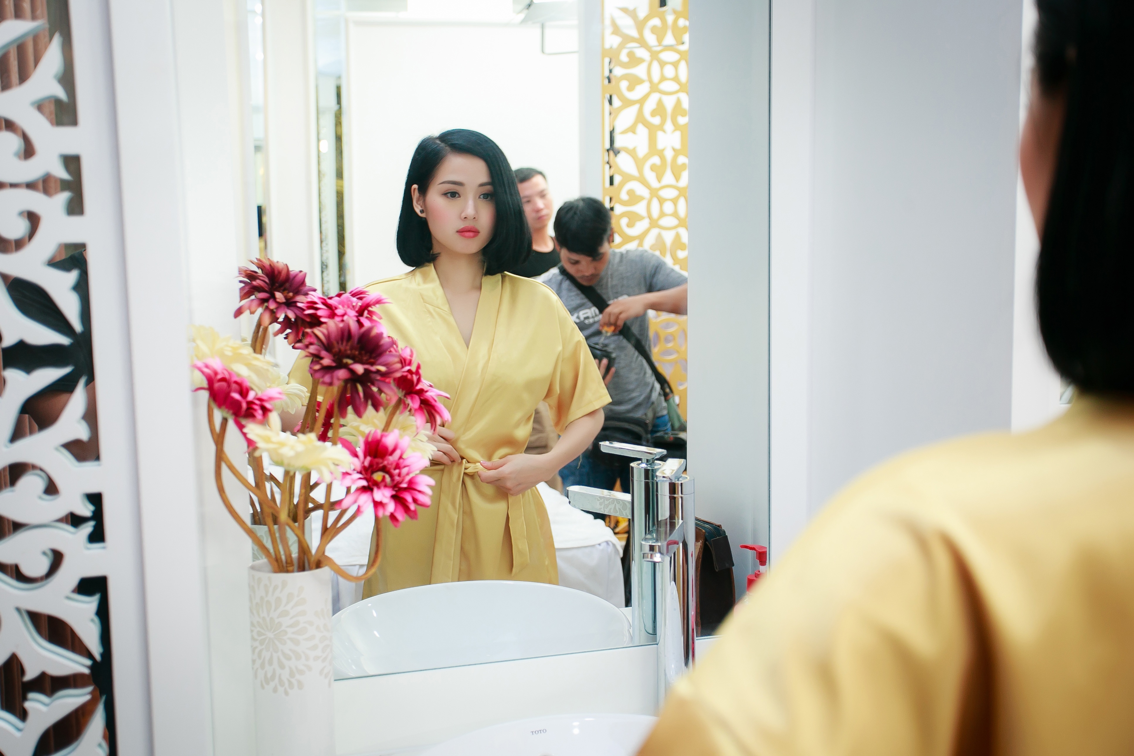 Nhan sắc nõn nà của “gái 1 con” Tâm Tít - 5 Tâm Tít kết hôn cùng thiếu gia Ngọc Thành vào đầu tháng 1 vừa qua. Chồng cô được nhận xét là có ngoại hình điển trai, thông minh, gia đình khá giả, rất xứng đôi vừa lứa với người đẹp.
