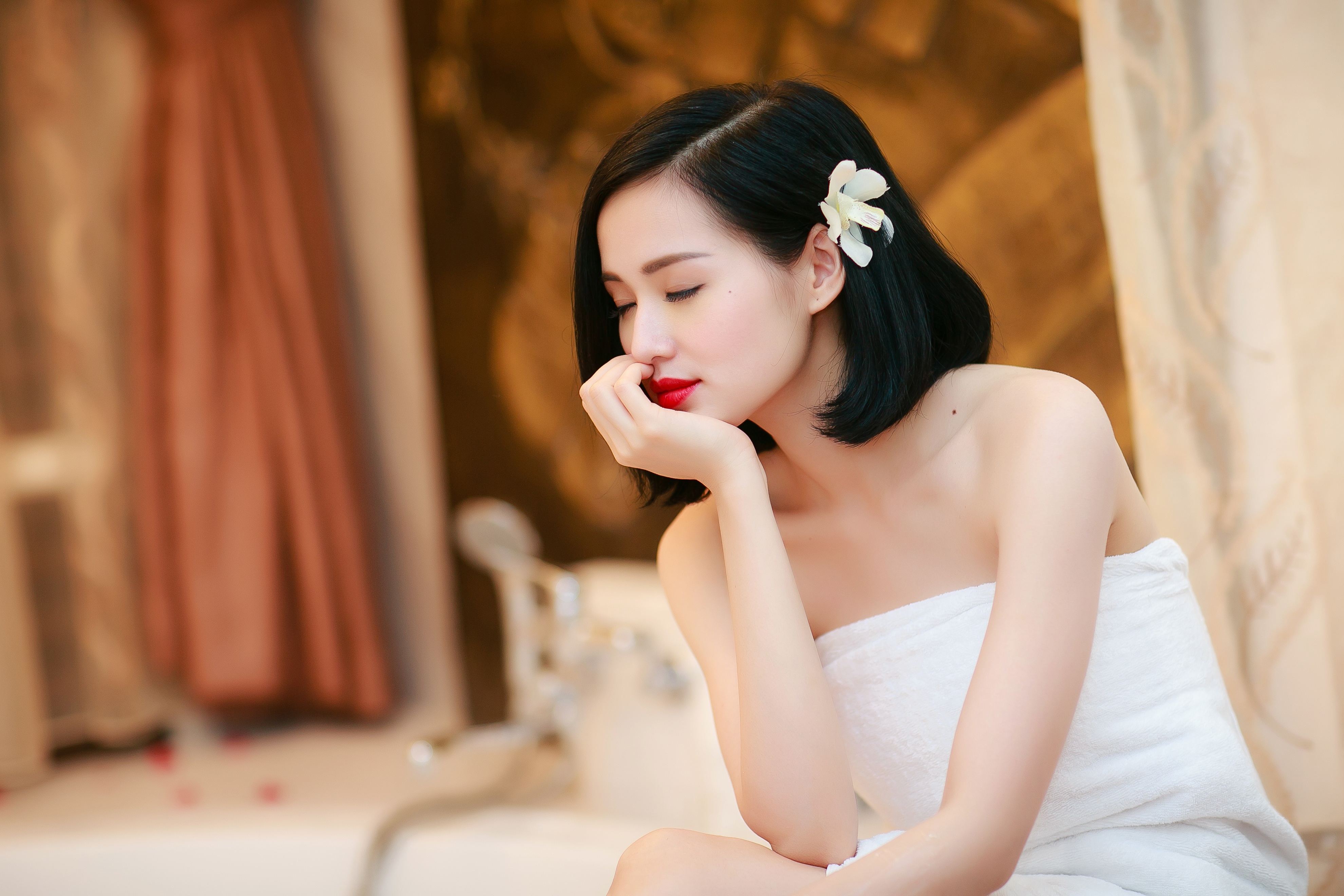 Nhan sắc nõn nà của “gái 1 con” Tâm Tít - 8 Hiện tại, Tâm Tít vẫn dành thời gian cho gia đình. Cô đã lấy lại được dáng chuẩn và sự xinh đẹp.