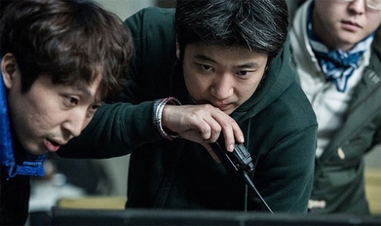 Vì sao Song Joong Ki “Hậu duệ mặt trời” lại được chọn vai “người sói”? - 1 Đạo diễn Jo Seung Hee.