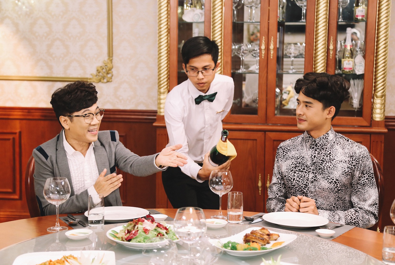 NSƯT Thành Lộc phải nhập viện vì chấn thương trên phim trường - 6 NSƯT Thành Lộc phải nhập viện vì chấn thương trên phim trường - 6