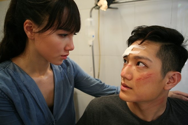 Chí Nhân - Minh Hà lại "yêu" nhau sau scandal tình ái ầm ĩ - 1 Một cảnh của Chí Nhân - Minh Hà trong phim mới. Ảnh: VFC.