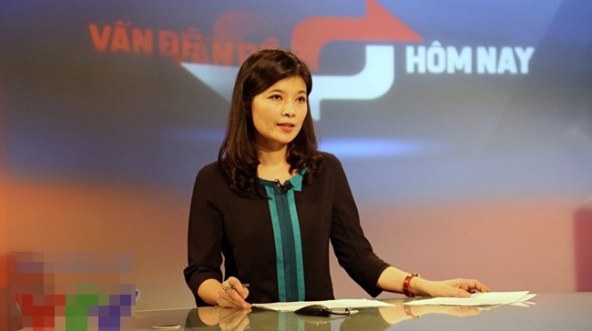 Nhan sắc ấn tượng của BTV Thời sự vừa rời VTV - 5 Nói về sự thay đổi này, Diệp Anh cho biết: “Tôi nghĩ, nếu làm ở một vị trí nào đó trong một thời gian dài cũng là điều tốt, giúp khán giả nhận diện được gương mặt, tạo dựng được thương hiệu cá nhân gắn với chương trình. Thế nhưng, thay đổi để làm mới bản thân, đôi khi để khán giả đỡ nhàm chán cũng không phải quyết định tồi. Và cái mới thì luôn mang lại những cảm hứng mới”. Ảnh: VTV.vn