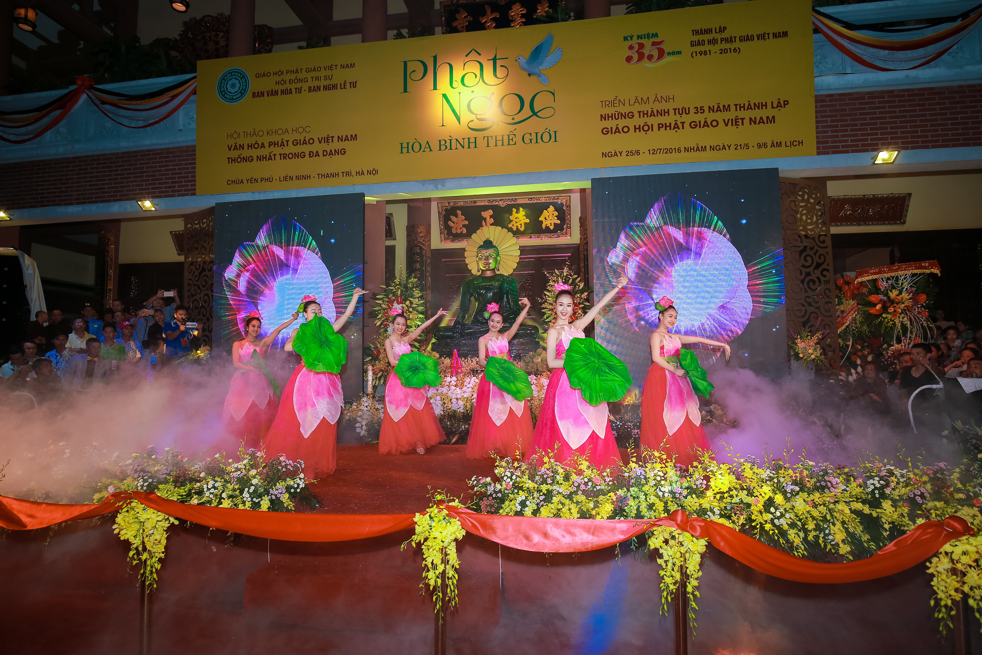 Lung linh lễ nghênh đón tượng Phật ngọc lớn nhất thế giới đến Hà Nội - 6