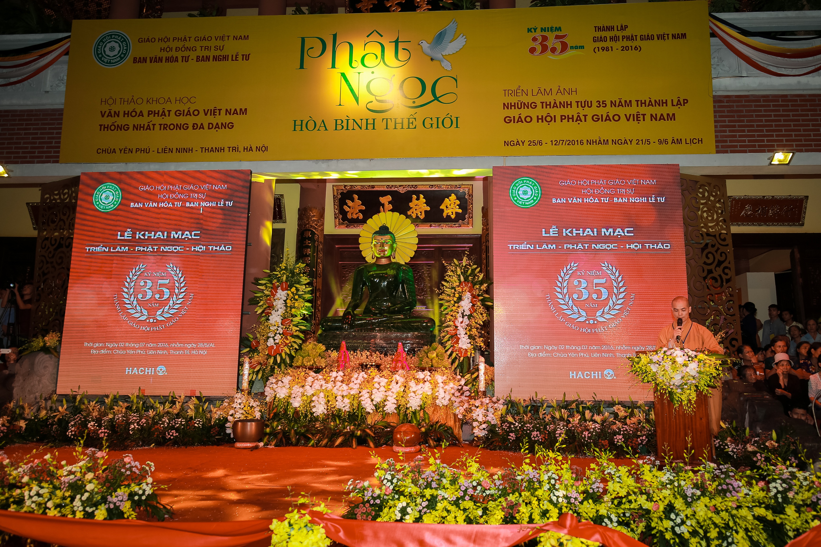 Lung linh lễ nghênh đón tượng Phật ngọc lớn nhất thế giới đến Hà Nội - 1