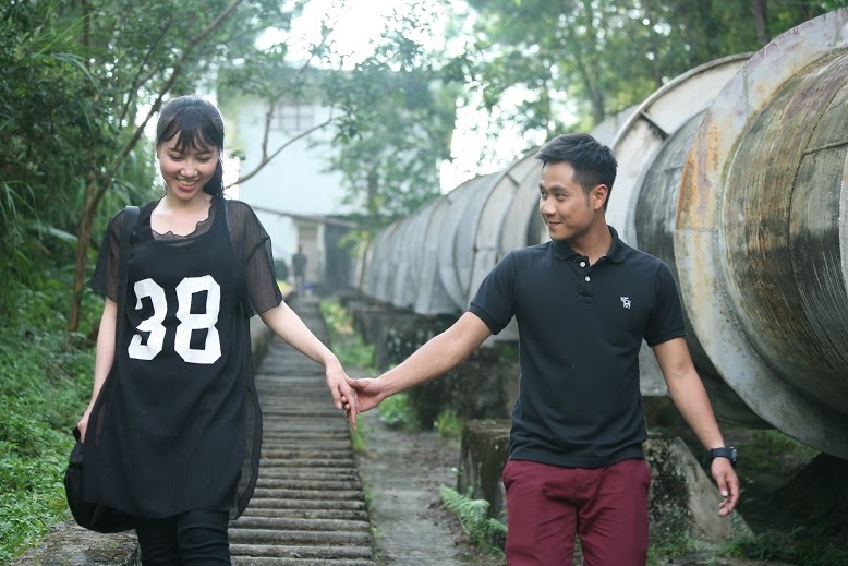 Thanh Sơn khốn khổ vì làm “người tình” của MC Minh Hà - 1 Thanh Sơn và Minh Hà trong phim Lựa chọn cuối cùng. Ảnh: VFC.