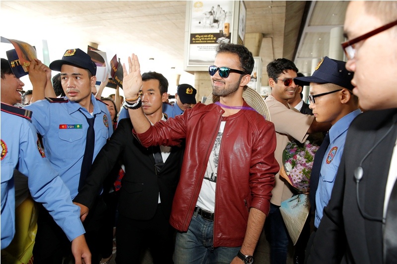 Dàn sao “Cô dâu 8 tuổi” đổ bộ vào Việt Nam - 4