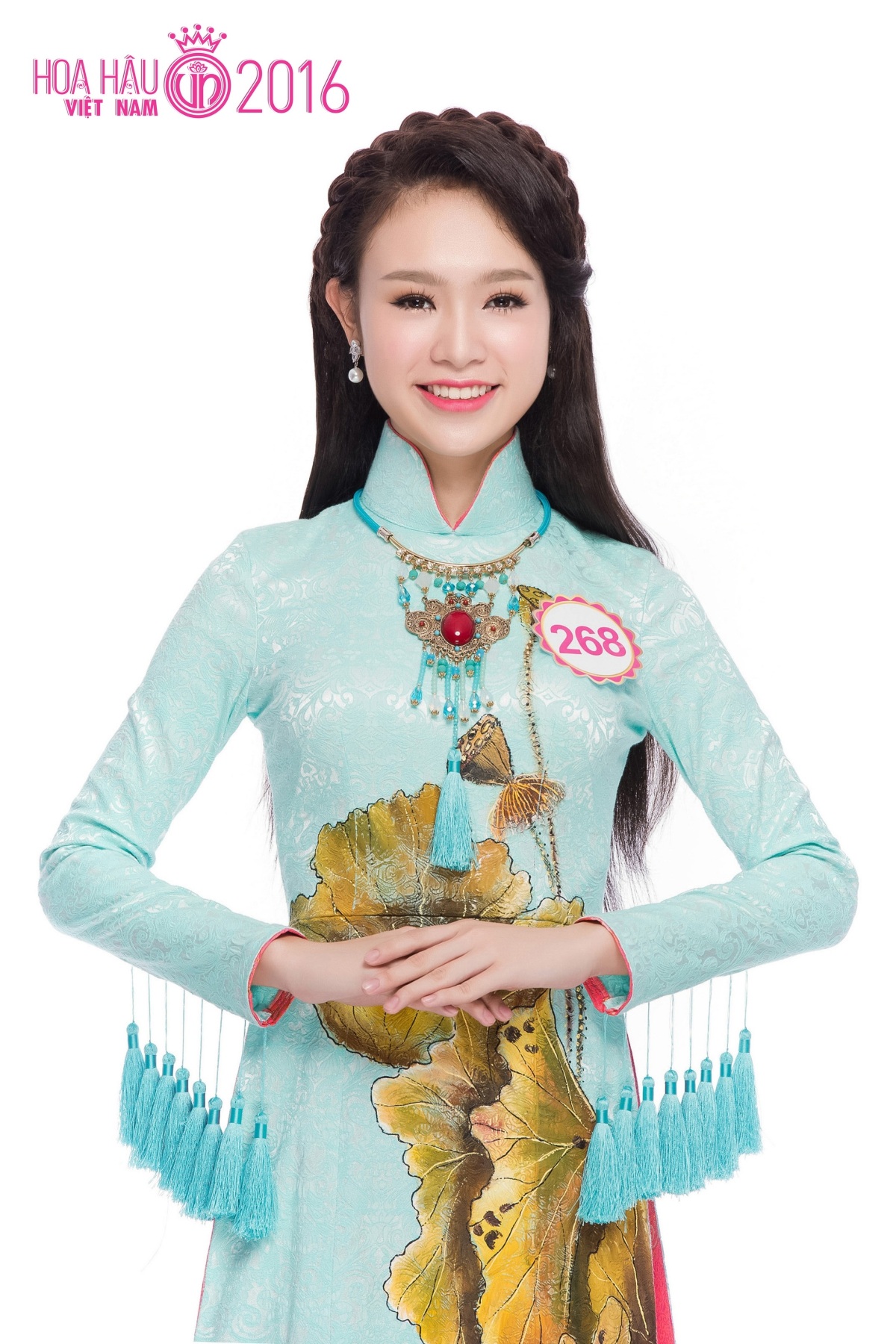 Cô gái đoạt Huy chương Vàng khoa học đi thi Hoa hậu Việt Nam - 1 Sinh năm 1997 tại Hà Nội, Phùng Bảo Ngọc Vân từng được mệnh danh là “con nhà người ta” với bảng thành tích học tập khó người bì kịp.