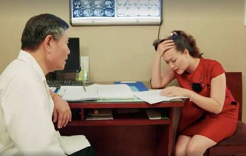 Nghệ sĩ hài Vân Dung lên tiếng chuyện mình bị ung thư vú - 1 Nghệ sĩ hài Vân Dung lên tiếng chuyện mình bị ung thư vú - 1