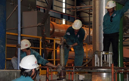 Nhà máy nhiệt điện 1,6 tỷ USD “liệt” mất 1 tổ máy - 1 Theo xác nhận của lãnh đạo Nhà máy nhiệt điện Vũng Áng 1, tổ máy số 1 của nhà máy này bị hỏng suốt nhiều tháng nay.