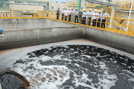 
Suốt một thời gian dài, Sở TN-MT Hà Tĩnh bỏ mặc việc kiểm định chất lượng nguồn nước thải của Formosa, gây hậu quả vô cùng nghiêm trọng.
