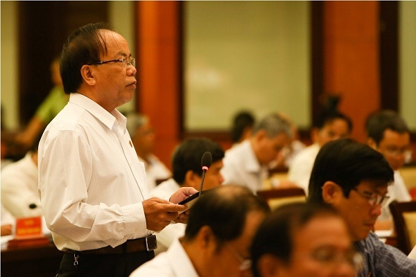“Chén cơm mình ăn, áo mình mặc là từ tiền của nhân dân!” - 3 Đại biểu Trần Văn Thiện băn khoăn về con số tham nhũng được phát hiện quá thấp