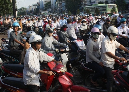 Từ 1/1/2016, TPHCM sẽ ngừng thu phí đường bộ đối với xe máy