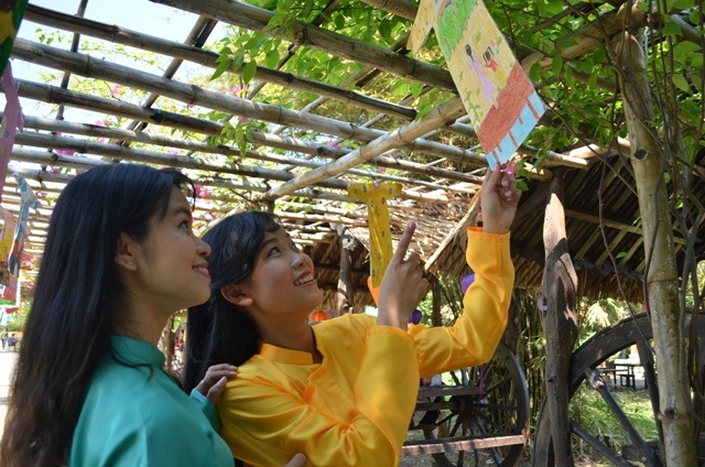 Các nhà làm văn hóa TPHCM muốn tái hiện một không gian tết xưa giữa thành phố hiện đại, xô bồ