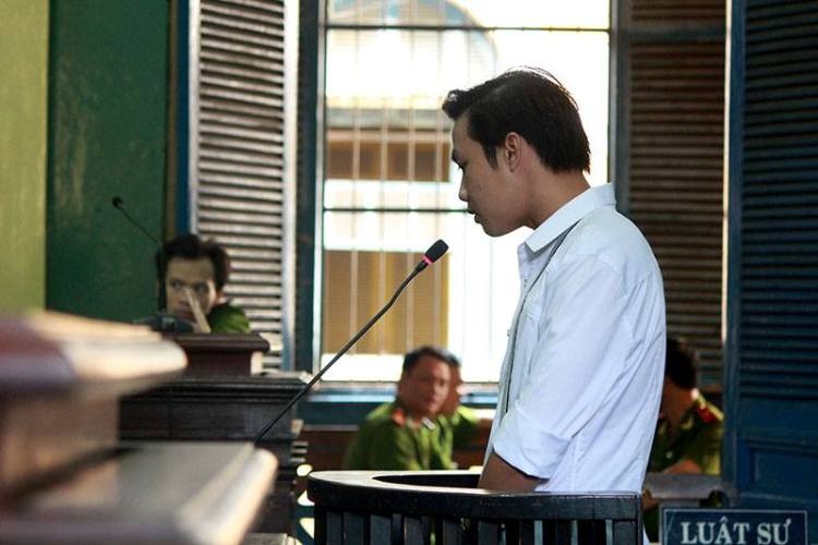 CSGT nhờ giang hồ đánh chết người không bị truy tố tội “giết người” - 1 Bị cáo Phạm Sỹ Hoài Như được tại ngoại