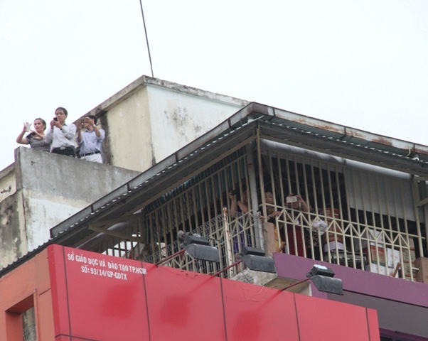 Tổng thống Obama thăm ngôi chùa cổ ngay khi đến Sài Gòn - 10