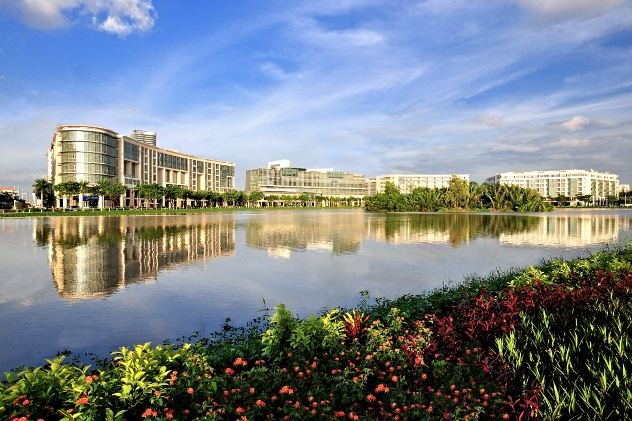 Không gian sống chất lượng theo tiêu chuẩn quốc tế là một trong những yếu tố tạo ưu thế cho đô thị Phú Mỹ Hưng thu hút người nước ngoài chọn làm nơi sinh sống.