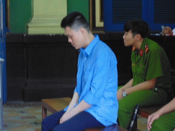 Bị cáo Linh tại tòa