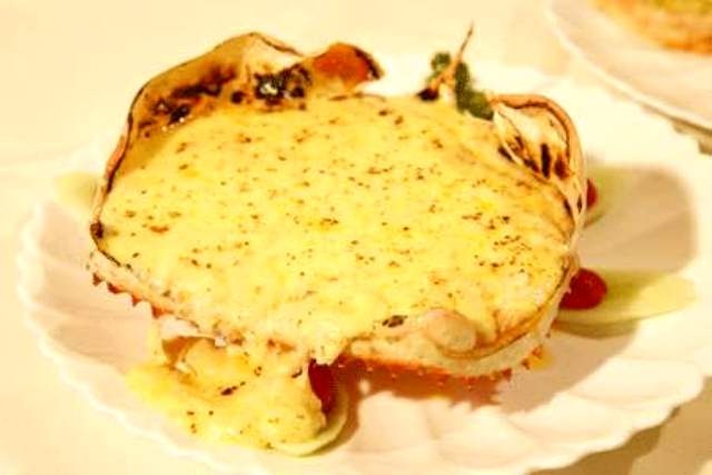 Đến Hàng Dương Quán ăn món quê hương - 4 Cua King Crab đút lò