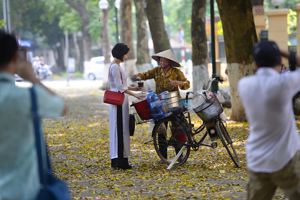 
Đây cũng là thời điểm vàng để nhiều tay máy sáng tác ảnh.
