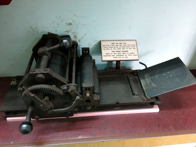 Máy in lăn tay phục vụ các hội nghị và chiến dịch từ 1970 - 1979