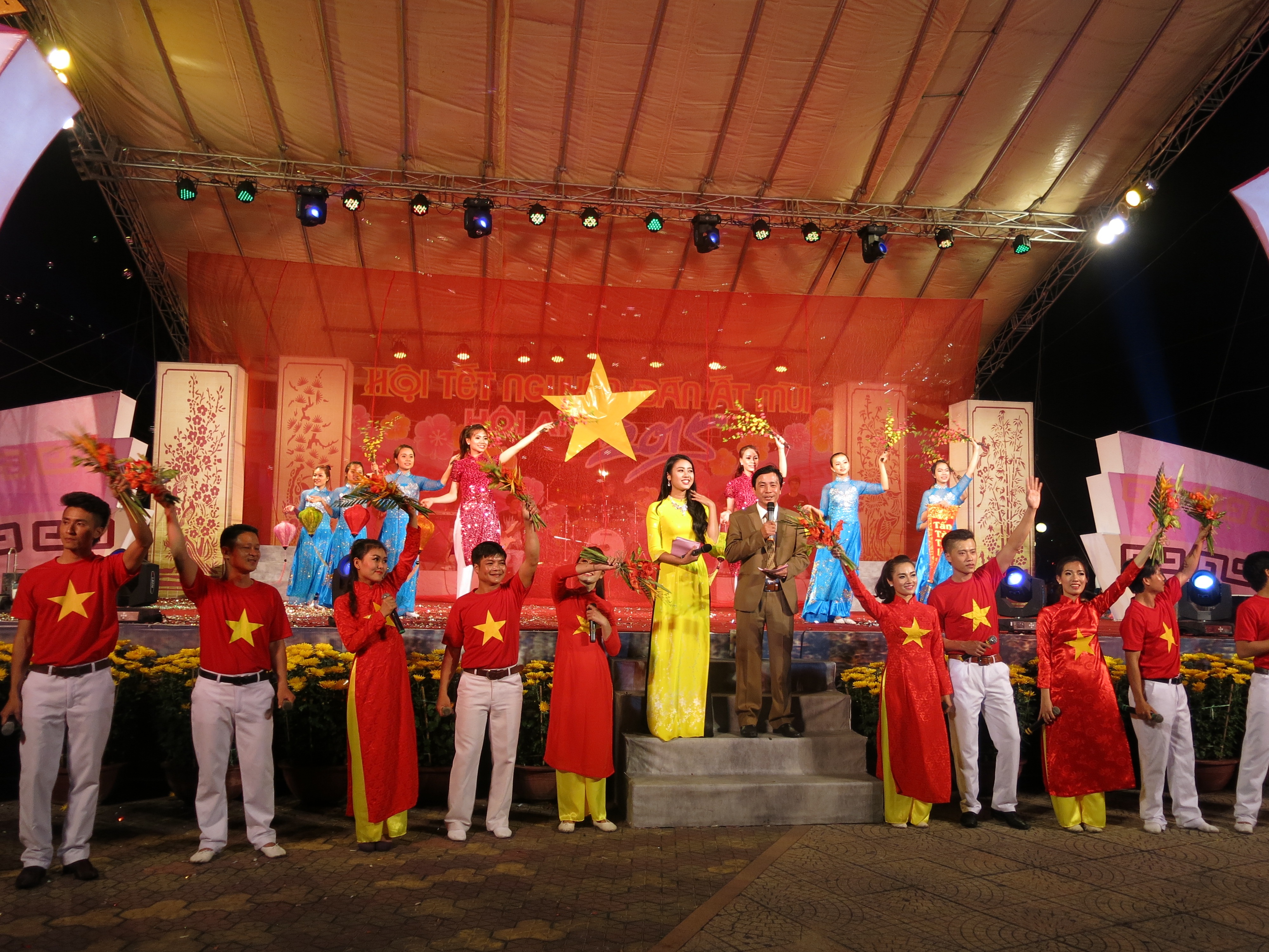Chương trình nghệ thuật Hội Tết Bính Thân 2016 tại Hội An sẽ diễn ra tại Quảng trường Sông Hoài