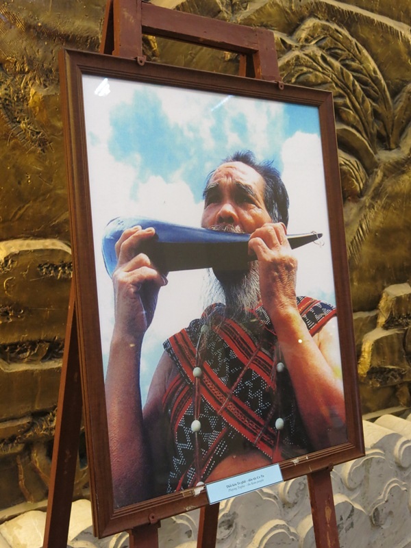 Chân dung đồng bào dân tộc Cơ Tu