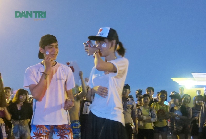 Xem trình diễn flashmob khởi động mùa du lịch biển 2016 - 6