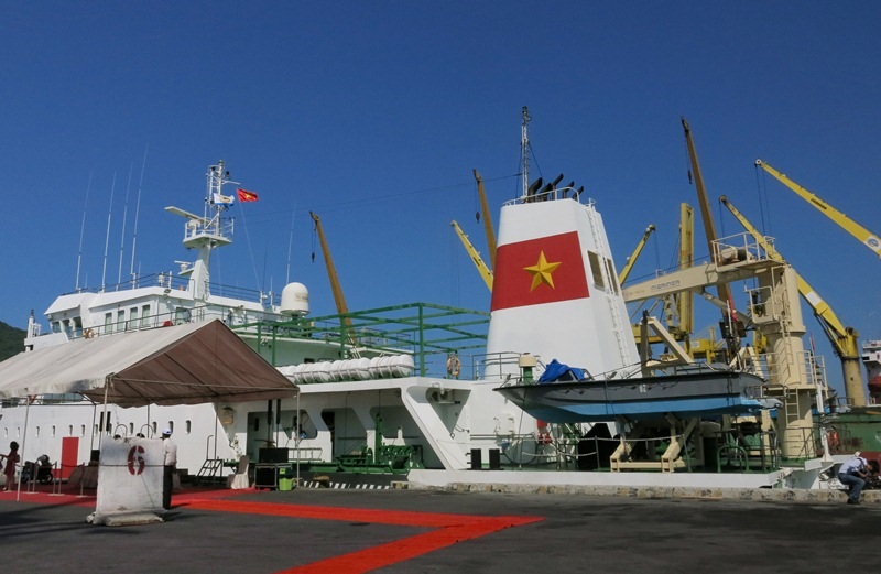 
Tàu bệnh viện Khánh Hòa của Hải quân Việt Nam sẽ cùng tàu bệnh viện của Hải quân Mỹ, Nhật diễn tập ứng phó thảm họa.
