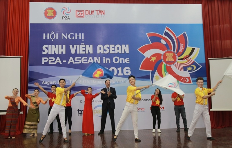 Hội nghị Sinh viên ASEAN 2016 vừa khai mạc sáng 12/8 tại Đà Nẵng