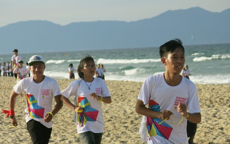 Sôi động “Đôi chân trần trên biển Đà Nẵng 2016” - 4