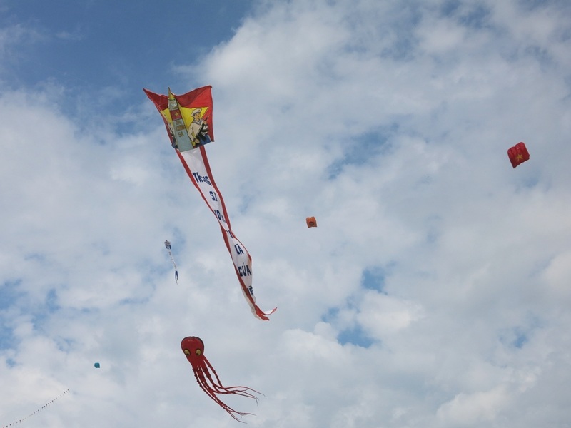 Bầu trời Đà Nẵng cũng rực rỡ sắc màu với lễ hội diều