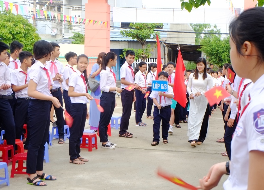 Chào đón các em học sinh lớp 6 vừa bức vào bậc học THCS