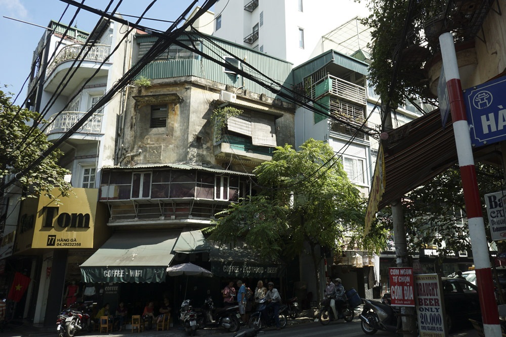 Phố cổ Hà Nội bây giờ ra sao? - 10 Mặt phố Hàng Gà