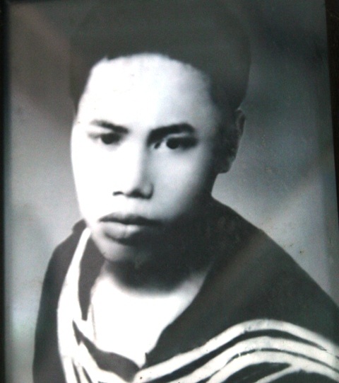 Di ảnh liệt sỹ Trần Khắc Khiết