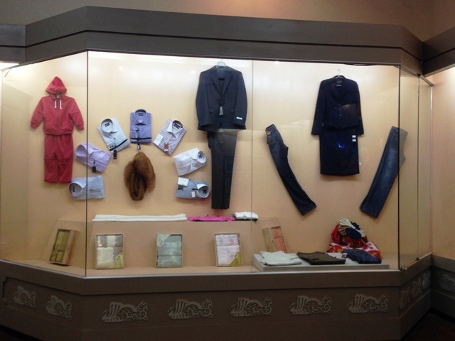 
Trang phục qua các thời kỳ ở Nhà máy Dệt Nam Định.
