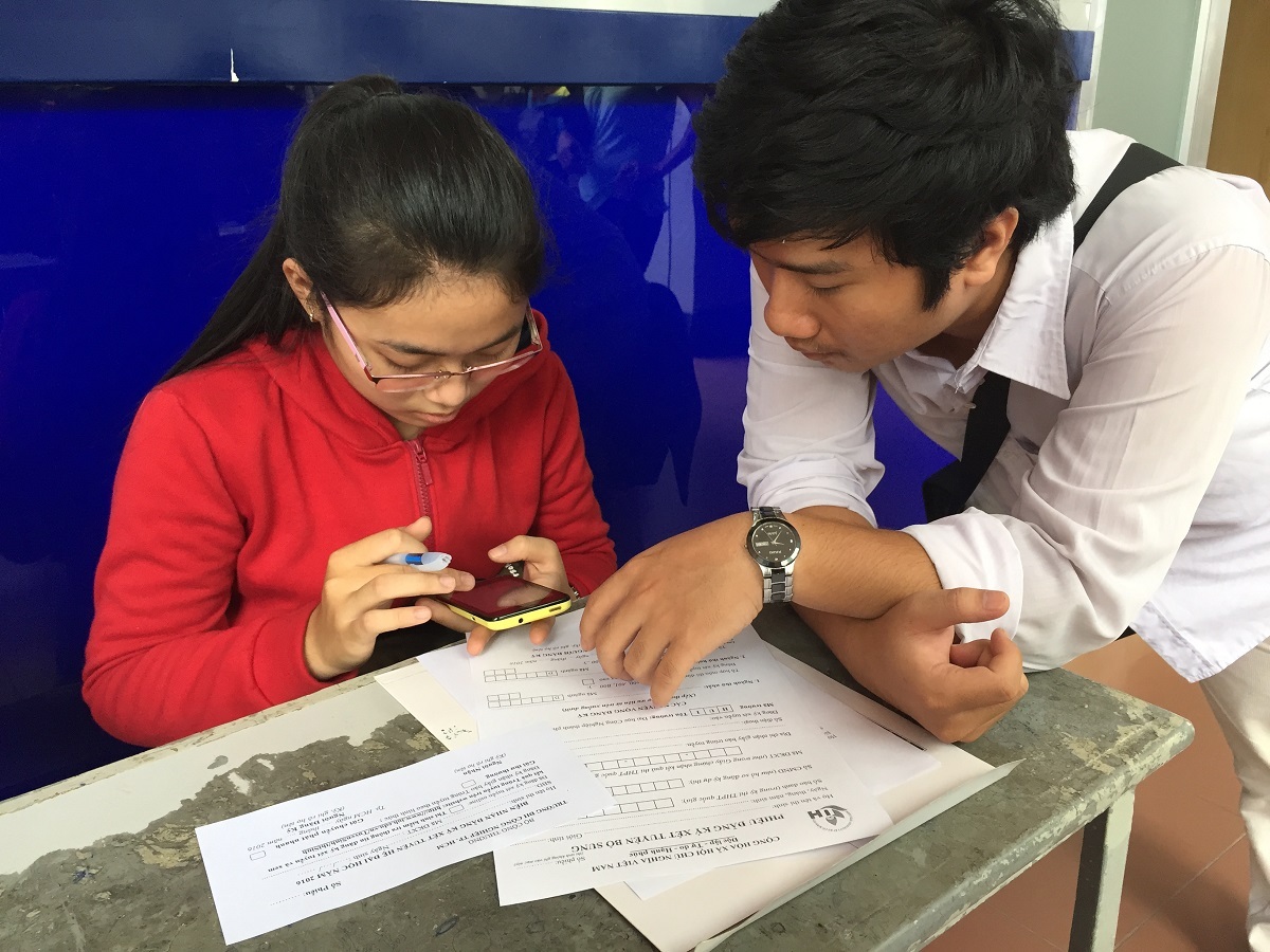 Điểm trúng tuyển nguyện vọng bổ sung vào trường ĐH Y dược TPHCM, ĐH Công nghiệp TPHCM thấp hơn đợt 1 - 1 Thí sinh đăng ký xét tuyển bổ sung tại TPHCM