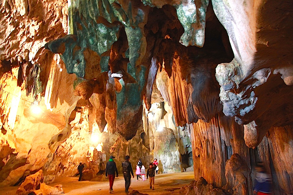 Chiêm ngưỡng vẻ đẹp ngất ngây Hang Bua ở đại ngàn xứ Nghệ - 11 Chiêm ngưỡng vẻ đẹp ngất ngây Hang Bua ở đại ngàn xứ Nghệ - 11