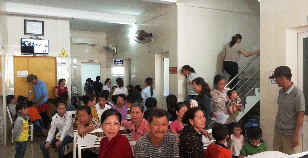 Gần 500 trẻ em được khám tim bẩm sinh miễn phí - 1
Trẻ en ở 2 xã Minh Hợp và Nghĩa Xuân đến khám tim bẩm sinh miễn phí