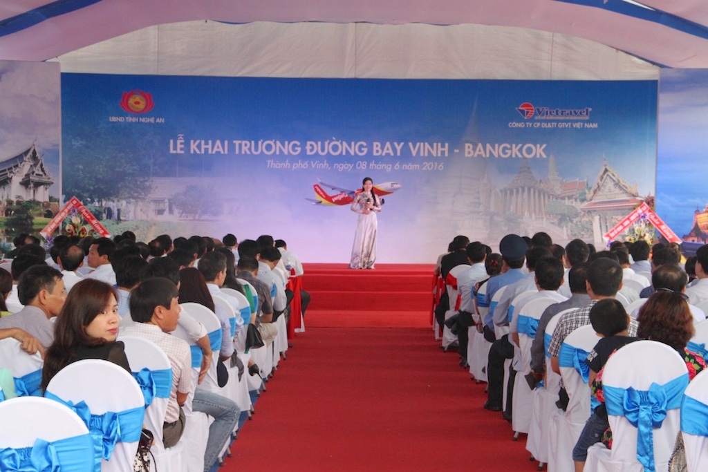 Bay từ Nghệ An đi Thái Lan chỉ mất 1 giờ 30 phút - 1 Lễ khai trương đường bay Vinh - Bangkok vào sáng 8/6.
