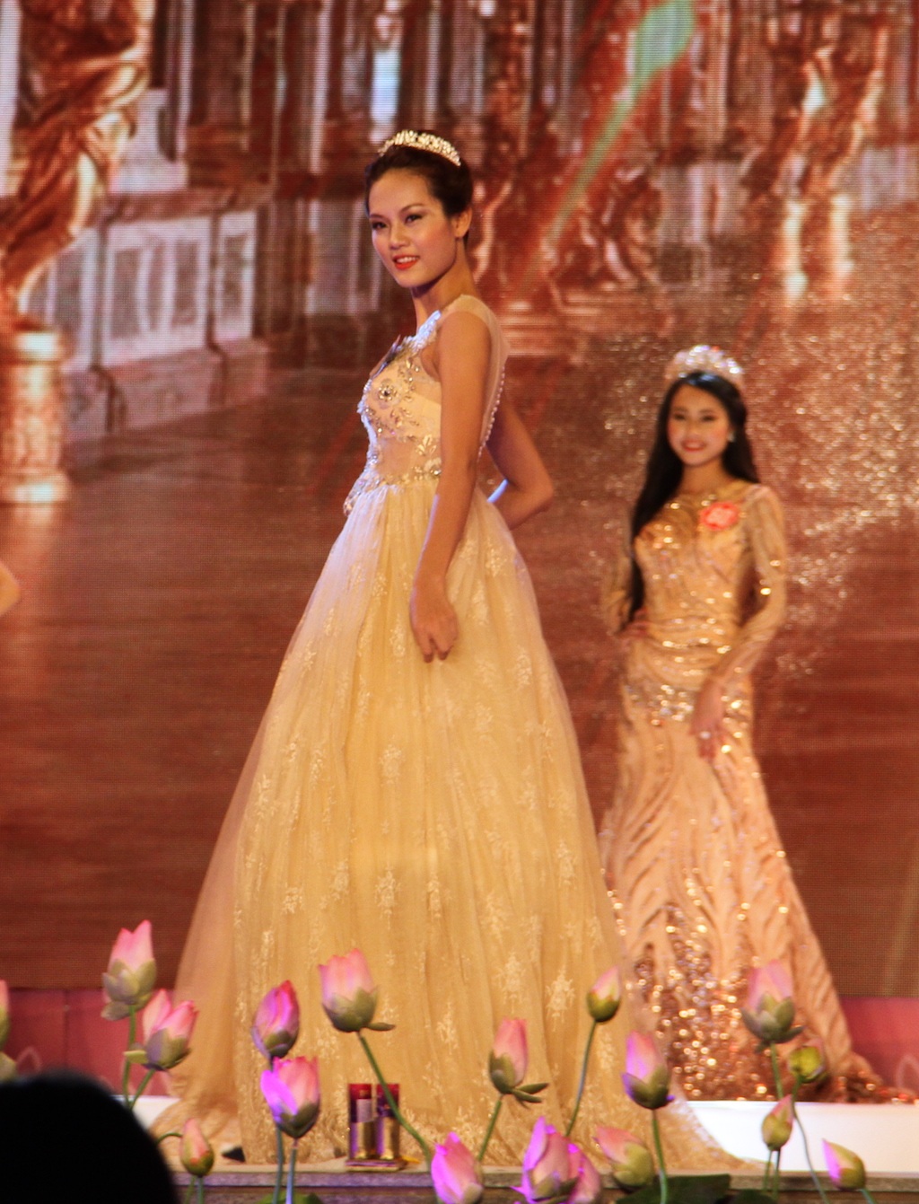 Sinh viên Học viện Hành chính Quốc gia đăng quang "Người đẹp phố biển" - 11 Sinh viên Học viện Hành chính Quốc gia đăng quang "Người đẹp phố biển" - 11