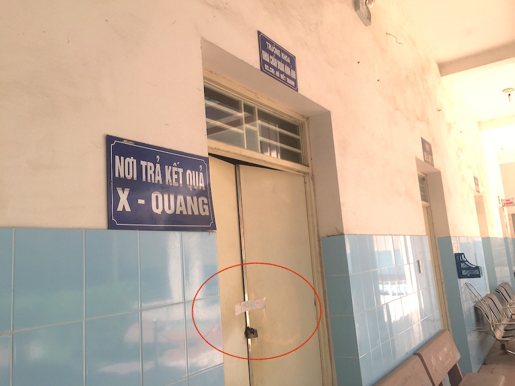 Vụ bác sĩ, y sĩ, nhân viên… bãi công vì bệnh viện nợ lương: Sở Y tế Nghệ An cử cán bộ giám sát - 4 Vụ bác sĩ, y sĩ, nhân viên… bãi công vì bệnh viện nợ lương: Sở Y tế Nghệ An cử cán bộ giám sát - 4
