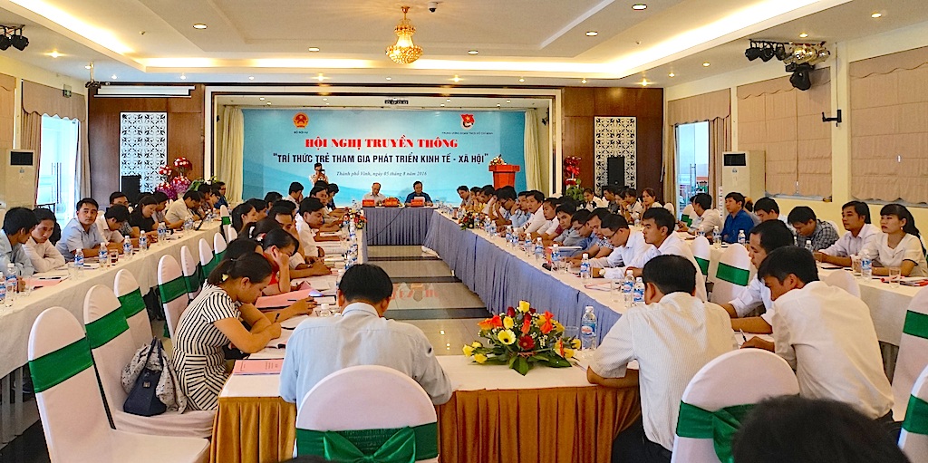 Dự án 600 tri thức trẻ tại huyện nghèo: Gần 31% đội viên hoàn thành xuất sắc nhiệm vụ - 3 Các đại biểu tham dự Hội nghị truyền thông “Trí thức trẻ tham gia phát triển kinh tế - xã hội” được tổ chức tại TP Vinh, tỉnh Nghệ An sáng 5/8/2016.