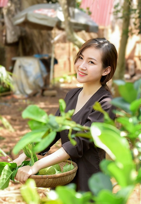 thieu-nu-long-khanh-4-1571b thieu-nu-long-khanh-4-1571b