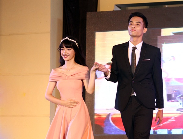 Lộ diện cặp đôi đại sứ tài năng THPT Chu Văn An - 8 Nguyễn Vũ Mai Phương và Tống Quang Anh là hai gương mặt đại diện của nhà G – Goldfind.