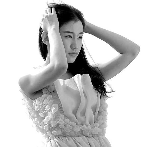 Nữ sinh Việt đam mê theo đuổi thời trang nơi “kinh đô ánh sáng” Paris - 8 Nữ sinh Việt đam mê theo đuổi thời trang nơi “kinh đô ánh sáng” Paris - 8