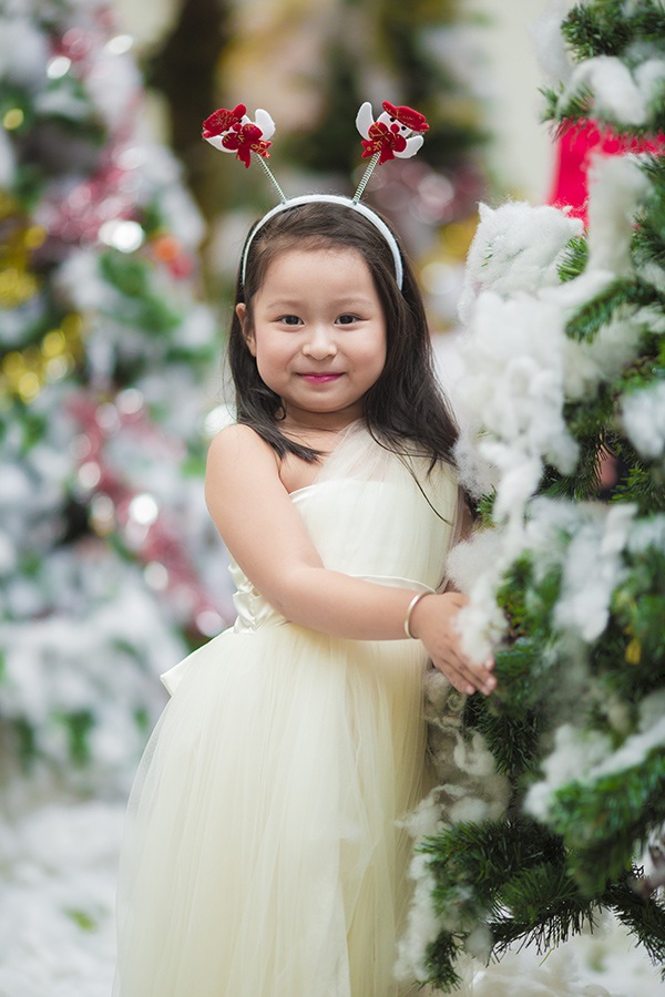 Bộ ảnh đáng yêu của các thiên thần nhí mùa Noel - 11